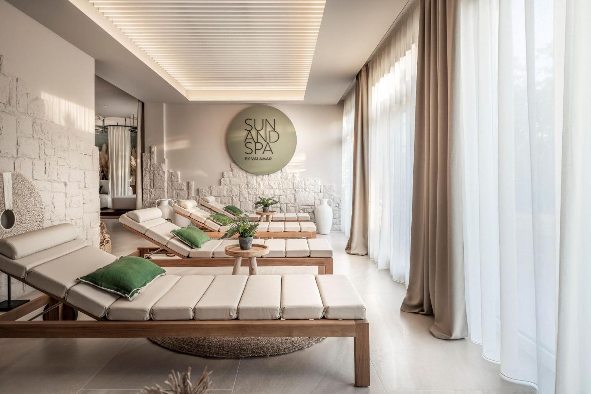 Valamar Padova Hotel Banjol Екстер'єр фото